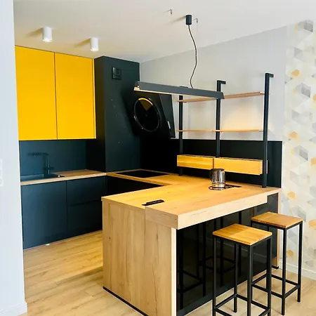 Walbrzyska Street Apartment *